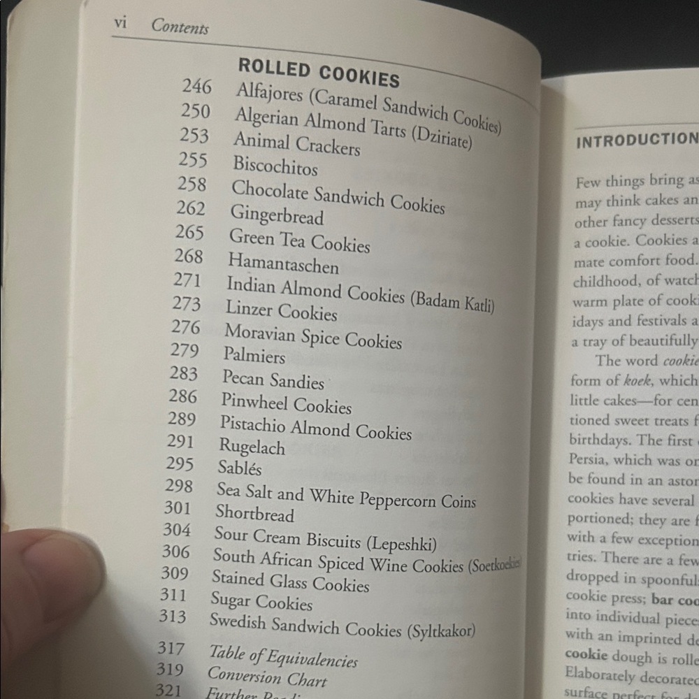 Field Guide to Cookies Book - Picture 11 of 11